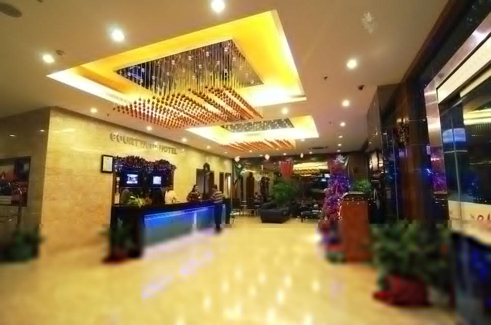 Courtyard Hotel 1Borneo Kota Kinabalu Exterior photo